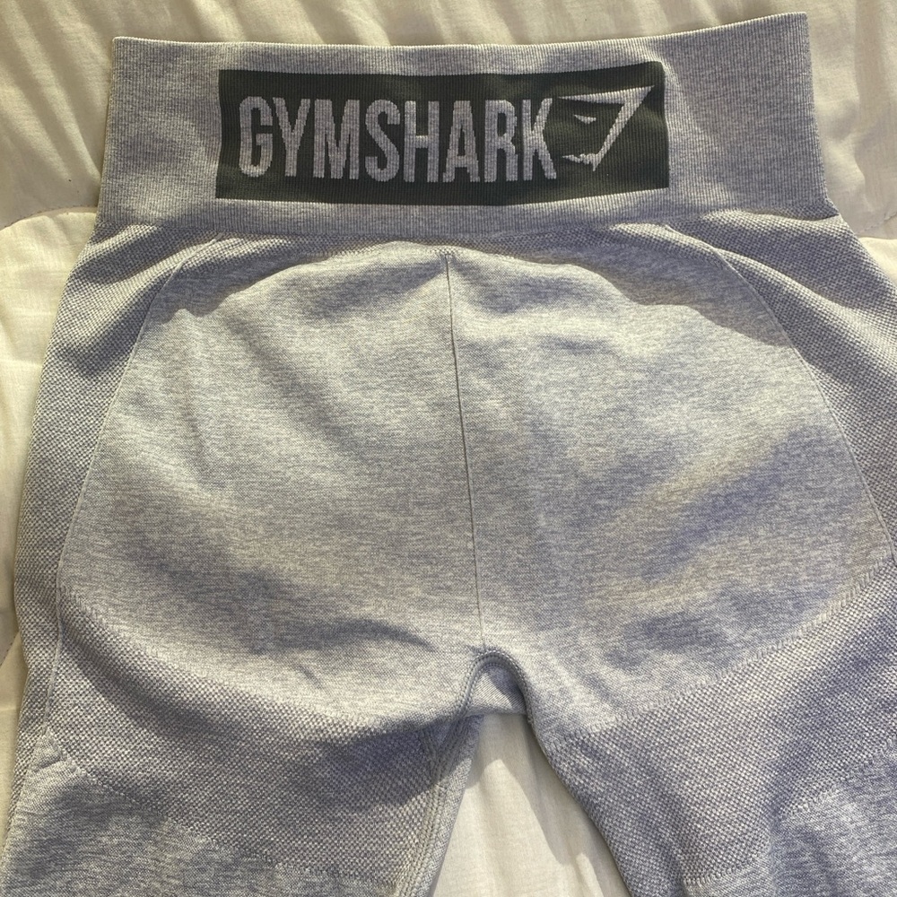 Grey Gymshark Flex leggings high waisted! No holes or piling.